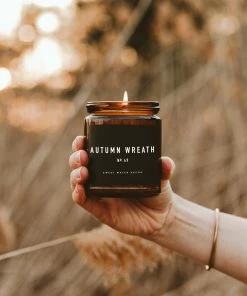 Sweet Water Decor CANDLES + REEDS Autumn Wreath Soy Candle - Amber Jar - 9 Oz