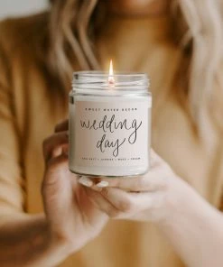 Sweet Water Decor CANDLES + REEDS Wedding Day Soy Candle - Clear Jar - 9 Oz