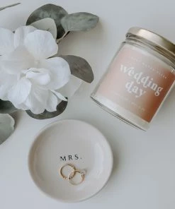 Sweet Water Decor CANDLES + REEDS Wedding Day Soy Candle - Clear Jar - 9 Oz