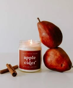 Sweet Water Decor CANDLES + REEDS Apple Cider Soy Candle - Clear Jar - 9 Oz