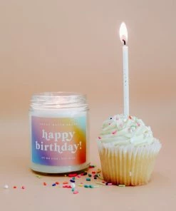 Sweet Water Decor CANDLES + REEDS Happy Birthday Soy Candle - Clear Jar - 9 Oz