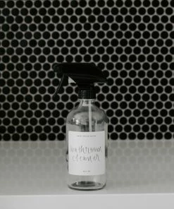 Sweet Water Decor SPRAY BOTTLES 16oz Clear Glass Bathroom Cleaner Spray Bottle - White Label