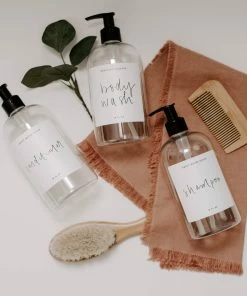 Sweet Water Decor 16oz Clear Plastic Shampoo Dispenser- White Label