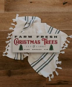 SWEET WATER DECOR Farm Fresh Christmas Trees Metal Sign 5 X 12